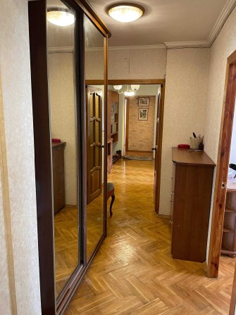 Простора 3-кімнатна квартира м.Мінська - фото 1