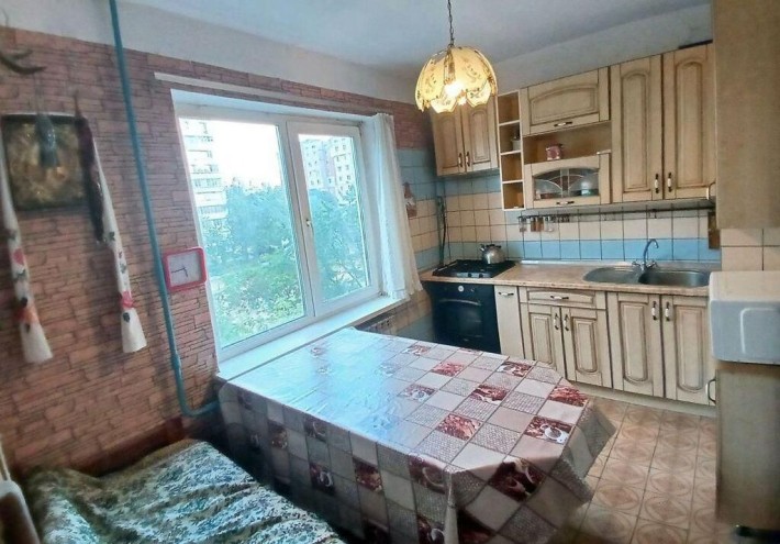 Продам 3-кімнатну квартиру, пр-т Оболонський, Оболонь. DT - фото 1