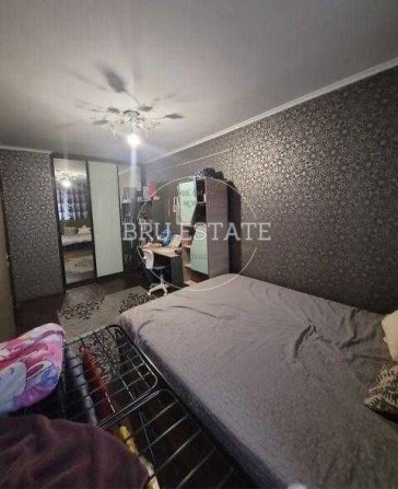 Продам 2 к  вул. Геннадія Афанасьєва, 22 Дарницький район - фото 1