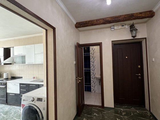 Продаж 2 кімнатної квартири вул Срібнокільська 1, Позняки, Дарницкий район