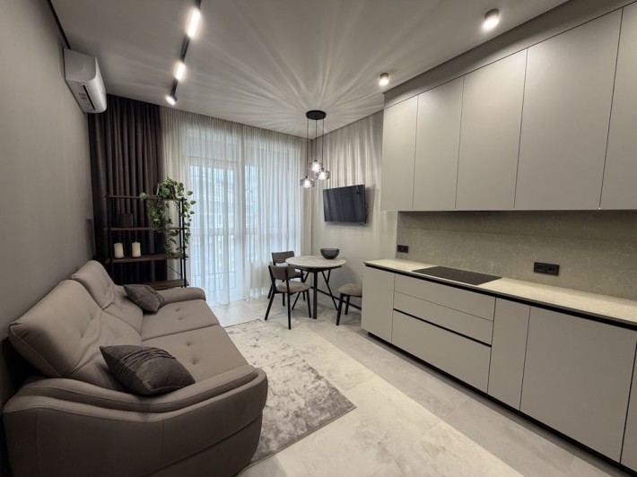 Продаж 2-кімнатної квартири 68 м2, 18 поверх, ЖК Greenville, Печерськ - фото 1