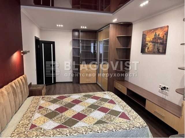 Продаж квартири СТИЛЬНА 2-кімн 56м2 вул.Ахматової Анни,25  ІНВЕКТОР на ліфти  Якісний ремонт Метро П - фото 1