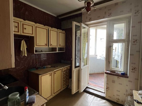 Простора 3к 87м2 вул. Ревуцького 7-а, Харківський, Позняки