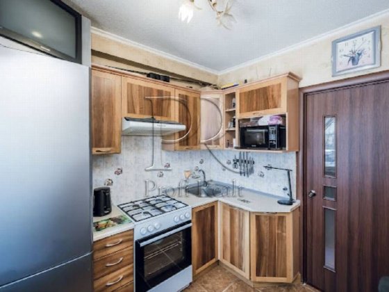 БЕЗ КОМІСІЇ! Продаж 3-х к кв Вифлеємська 12,  Дніпровський р-н,  Дарни Київ