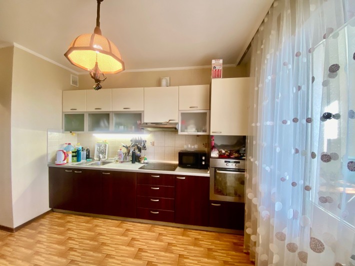 Без комісіі. Продам 1к, Милославська 4 - фото 1