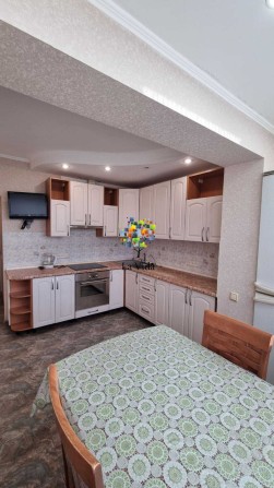 Продаж 2к квартири, чудова локація, вул. Бальзака, 10 - фото 1