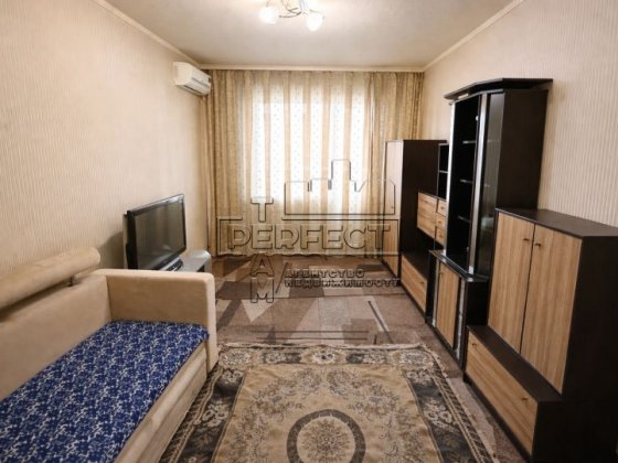 Продаж 3к квартири Червоної Калини 17Г Київ