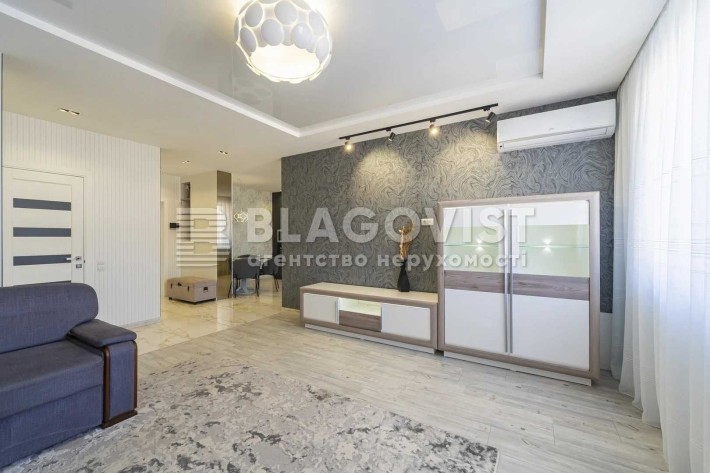 Продаж 3х кімнатної квартири 92м2 вул.Софії Русовой 5 ЖК Матріотика, ЖК Молодіжний Чавдар Гмирі - фото 1