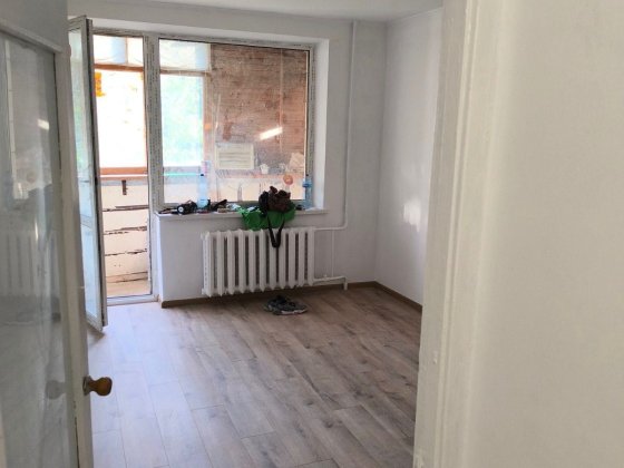 Продам 1 комнатную квартиру на Березняках
