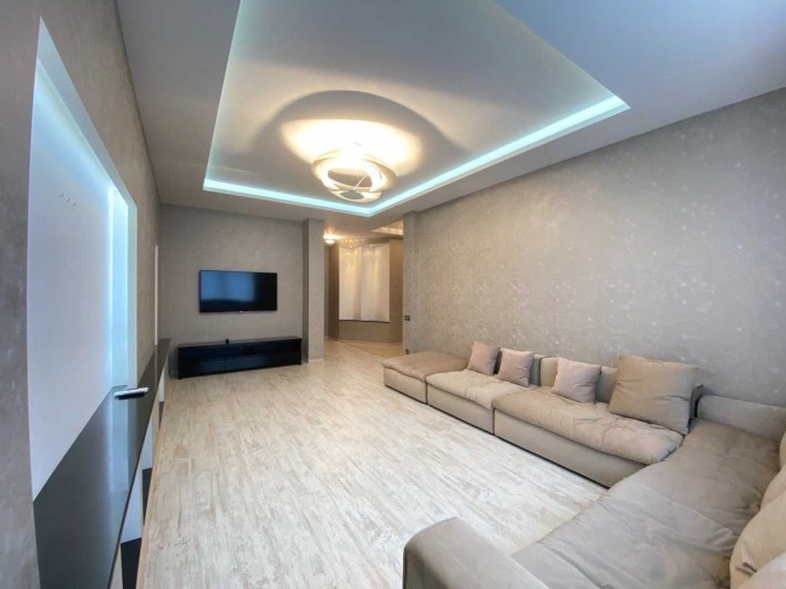 Від власника! Продам 3кімн квартиру з ремонтом. Милославська 2-В. Троещина - фото 1