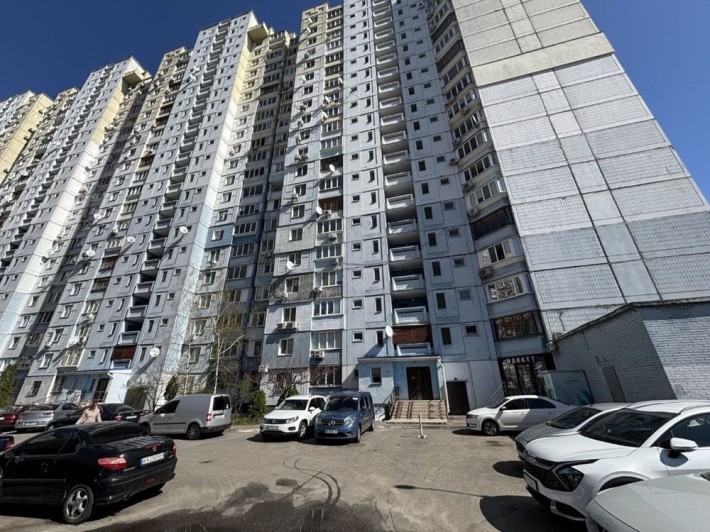 Продаж відмінноі 1 кімнатноі квартири на Троєщині - фото 1