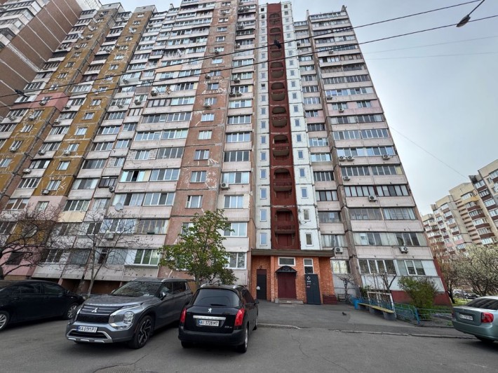 Без% Деснянський Троєщина Продаж 1-к Бикова, 4. 37м2 - фото 1
