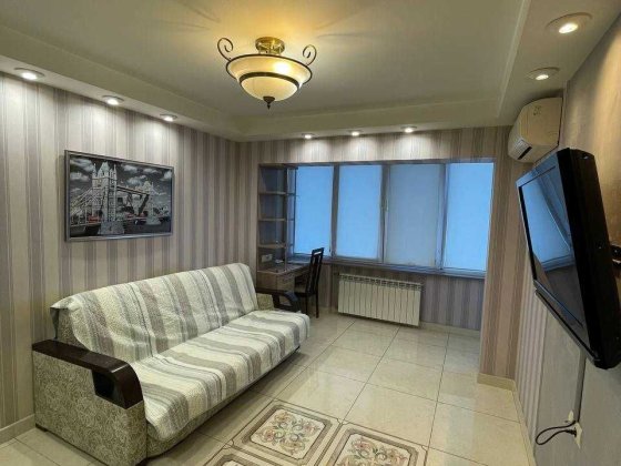 Без %. Продаж 1-кімнатної квартири на Оболоні, Оболонський проспект 31. Київ