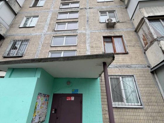 Квартира поруч зі школою та садочком Киев