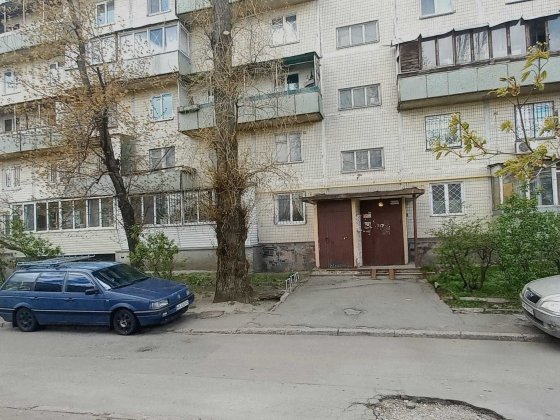 Продаж 3-х кімнатної квартири, Г.Полку "Азов" 11Б, Оболонь
