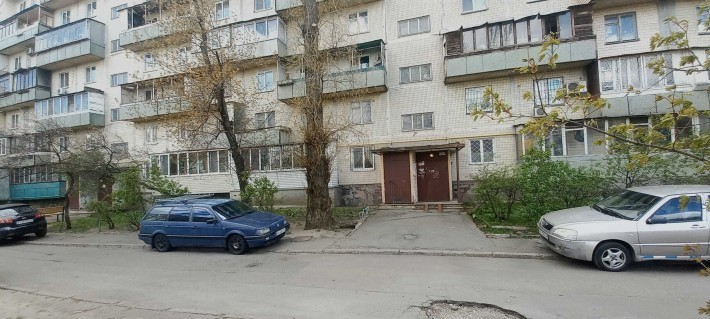 Продаж 3-х кімнатної квартири, Г.Полку "Азов" 11Б, Оболонь - фото 1
