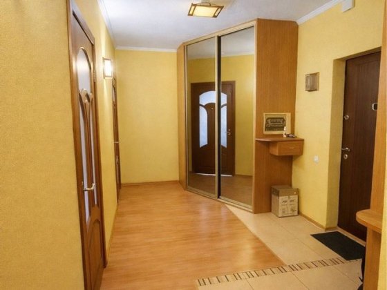 Від власника! 2-кімнатна квартира  70 м², Харківське шосе 152