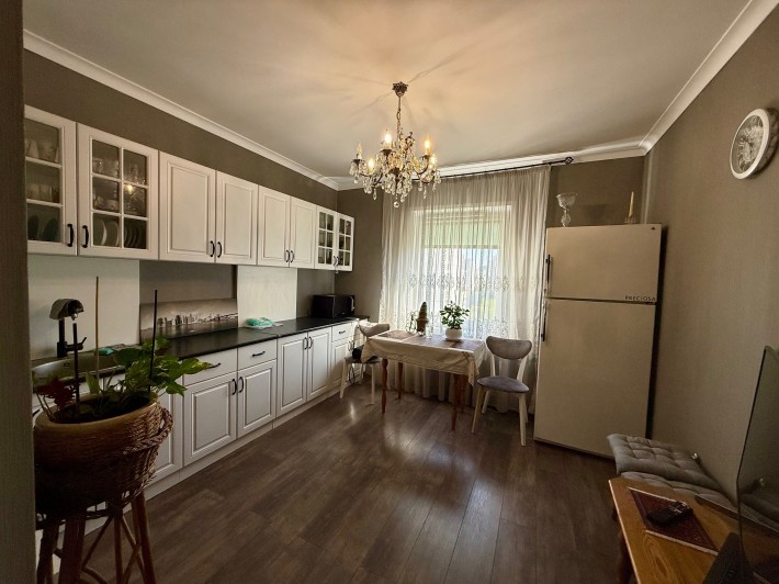 Продаж двокімнатної, Троєщина, ремонт - фото 1