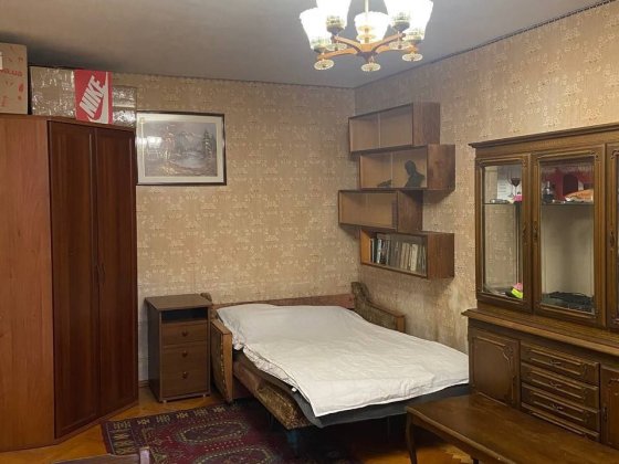 Продам 2х кімнатну квартиру вул. Олександра Архипенка 7/5 Київ