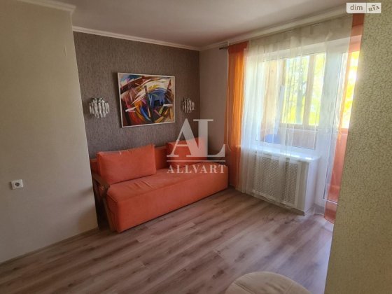 Продаж 1-кім. квартири з ремонтом, Дніпровський р-н, вул. Микитенко 9 Київ