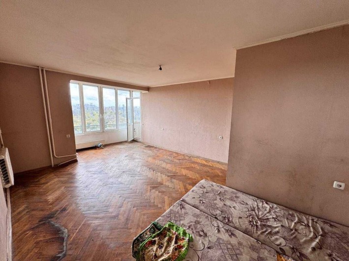 Продаж великої 1к квартира, вул. Алматинська, 34. - фото 1