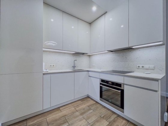 Продаж 3кімн Липки, вул. Б. Ступки( Станіславськооо)3; БЕЗ %; царський Київ