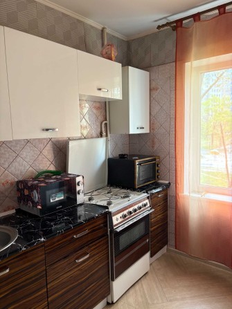 2 кімнат квартира 52 кв.м ( Беретті,12) роздільні кімнати, газ, 53000дол.США - фото 1