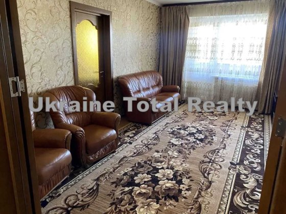 ТРОЕЩИНА! Велика 4 кімнатна квартира 87м2! Вулиця Архітектора Ніколаєва 17 Київ