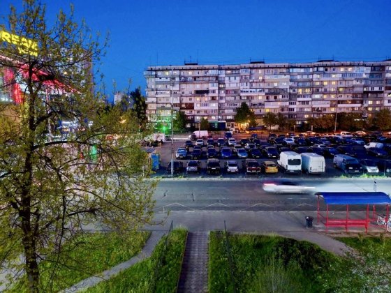 2 км/кв Оболонский пр метро Оболонь Минская , 3 этаж , газ Київ