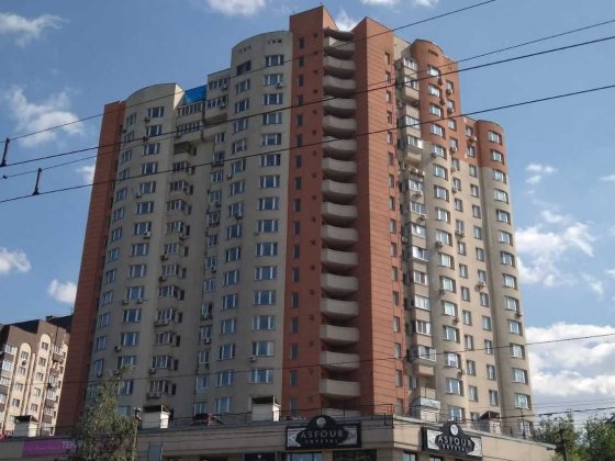 Видова квартира з ремонтом пр. В.Лобановського 126Г, метро Деміївська Київ