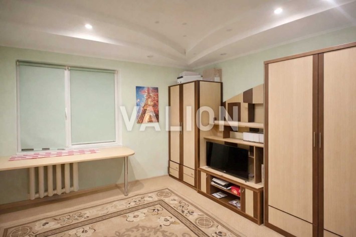 Без% Продаж великої квартири 110м2  Позняки Дарницький район, проспект Петра Григоренка 1а - фото 1