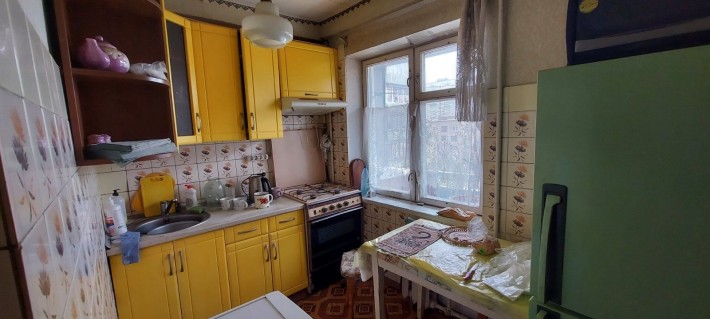 Продам 3-ку, Деснянский р-н, Лесной проспект15-А - фото 1