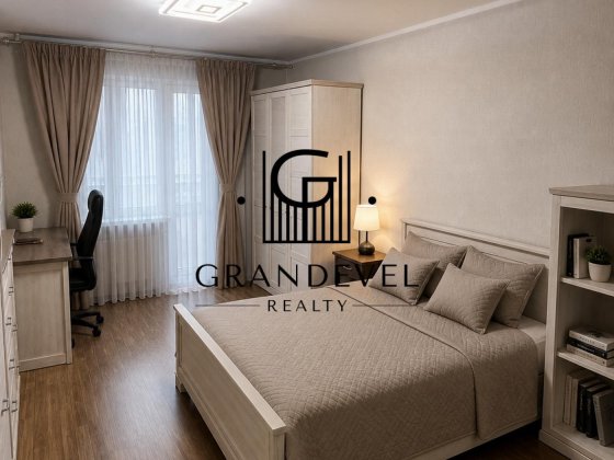 Продам 1-к квартиру вул. Полярна 8д, Оболонь