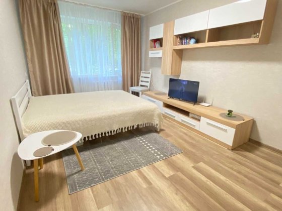 Продам 1 кв-ру, Райдужная, 3а, евроремонт, меблирована, без  комисси Київ