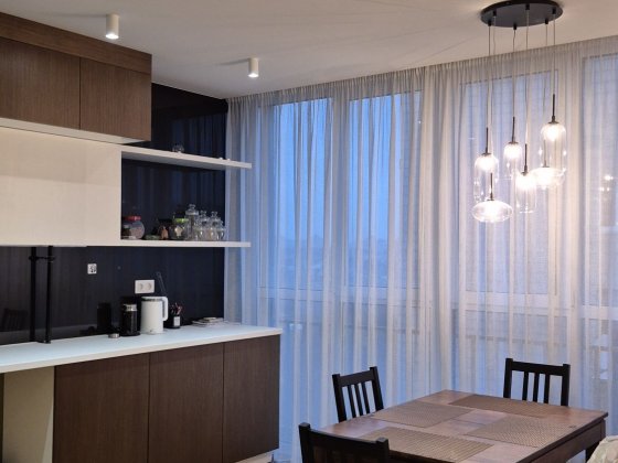 Продаж ексклюзивної 2-рівневої квартири на вул. Метрологічна