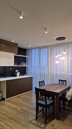 Продаж ексклюзивної 2-рівневої квартири на вул. Метрологічна - фото 1