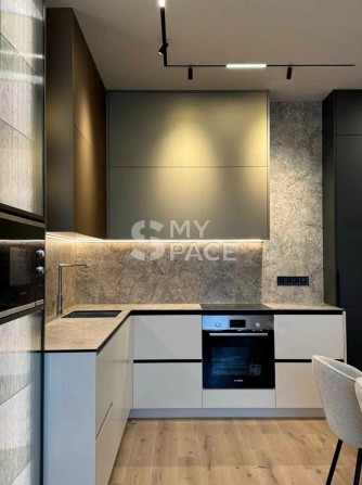 ЖК Resident Concept House, вул. Владимирская, Центр, Олімпійська - фото 1