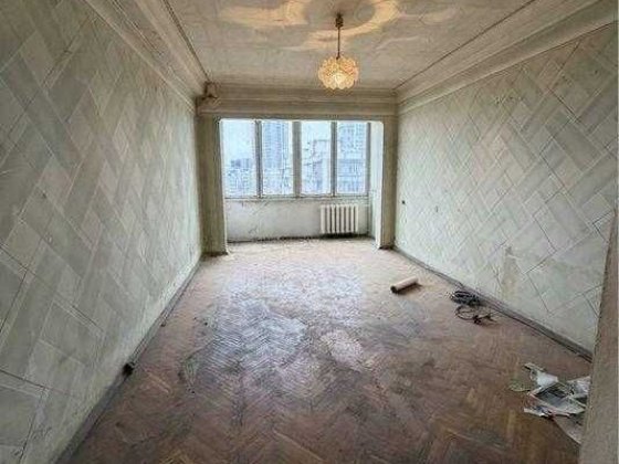 Продаж 2-кімн. квартири 60 м.кв. "Чешка"під ремонт Березняки Миколайчука Серафимовича 5/1