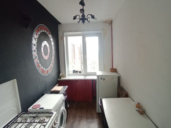 Продам 3-х. кім. квартиру. Бул. Лесі Українки 24 м. Печерськ 5 хв пішки Київ
