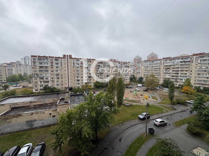 Продаж квартири проспект Червоної Калини - фото 1
