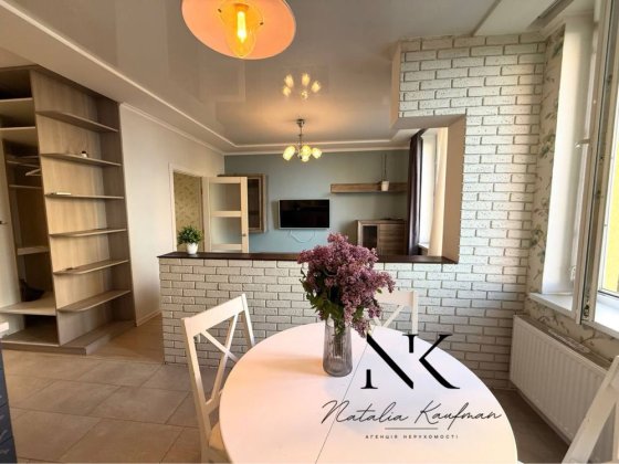Продаж 1 к кв 45 м2 . Комфорт  Таун Киев