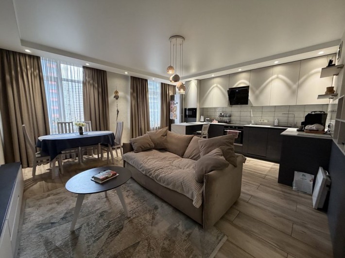 Продаж 3кім.кв. вул.Є.Сверстюка 6В(ЖК Галактика) - фото 1
