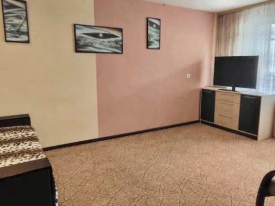 Продам 2к квартиру Позняки вул.Ревуцького 7А Київ