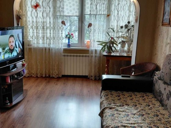 Продаж 2к  70/33/7.5  вул Героїв полку "Азов"  (Маршала Малиновського), б.30