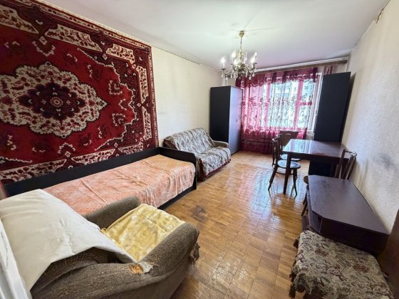 Продам 1 к квартиру м, Мінська без % під ремонт Київ