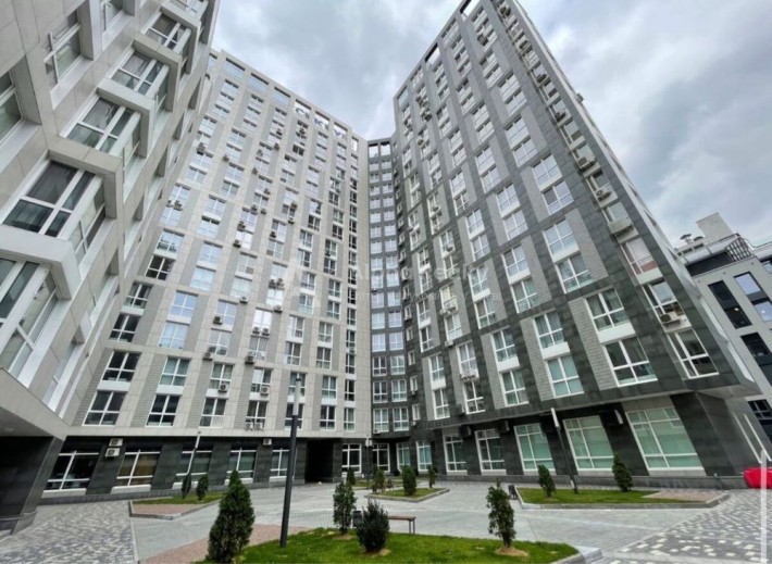 Продажа квартира лейпцигская 13 а 4 комнаты 126 м2 печерск актуально - фото 1