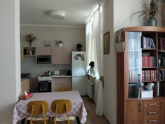 Без %. Продам квартиру в новому будинку біля метро Чернигівська Київ