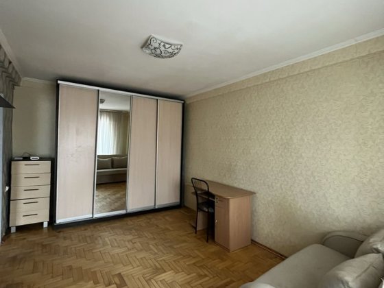 Продам 1к квартиру м. Мінська
