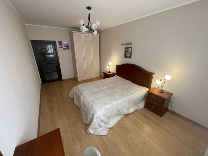Продаж, гарна квартира 2-кімнатна вул. Левітана 3, Голосіївський район - фото 1