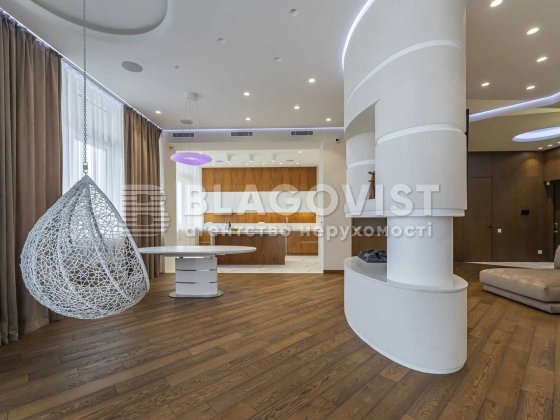 Продам 4  квартиру Здановської Ломоносова 75а, Сонячна брама пентхаус